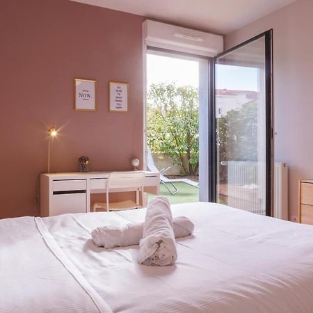 Superbe Appartement Terrasse Rdc - New Location 布雷斯地区布尔格 外观 照片